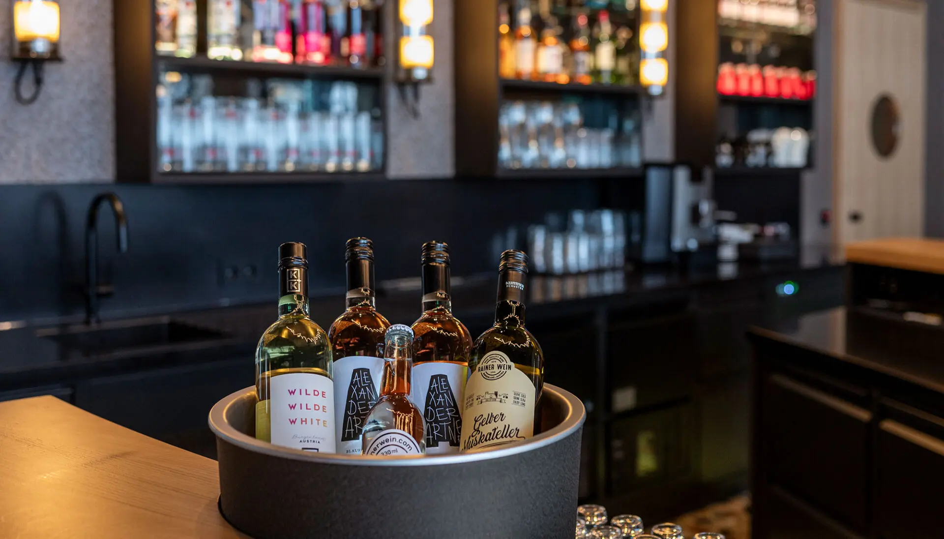 Bottle Bar in Obertauern, Lazy Flamingo